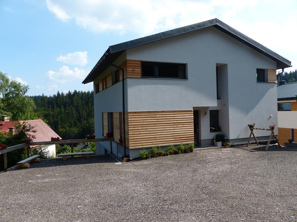 Skipension Janske Lazne Luaran gambar